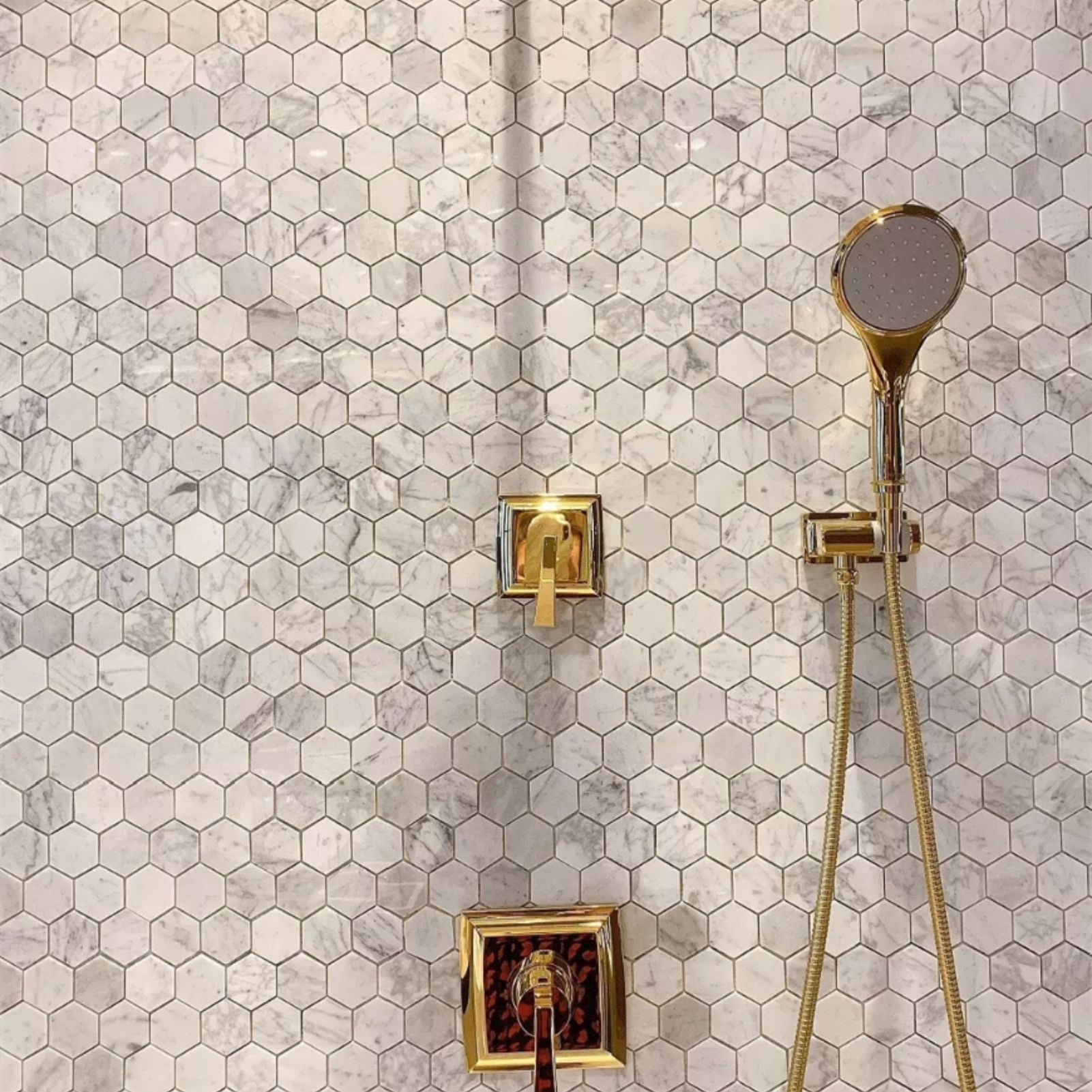 How can you use marble mosaic tiles in your home?